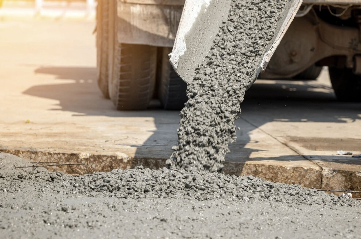 Commercial concrete services for businesses in DeSoto, TX