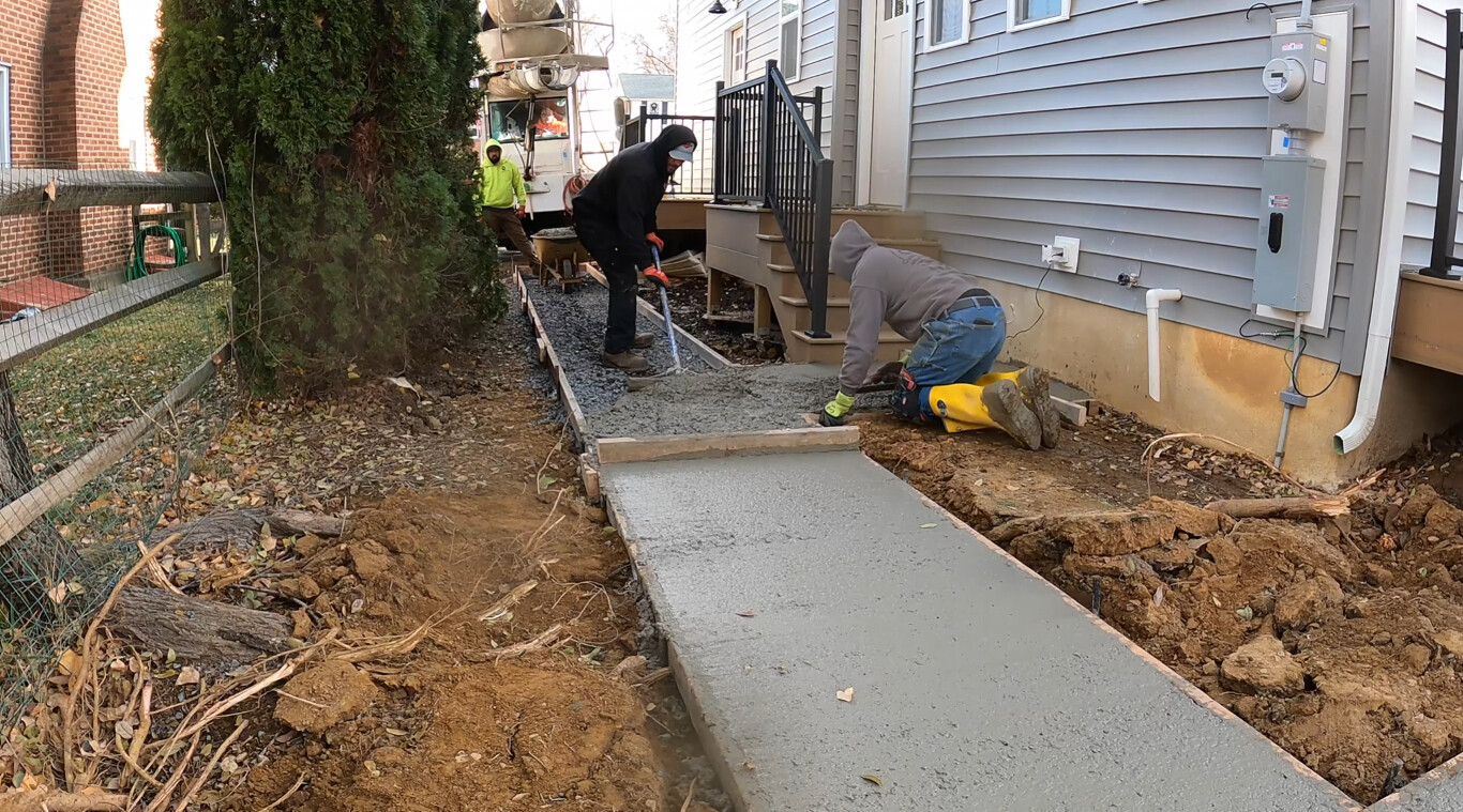 Professional concrete walkway construction in DeSoto, TX